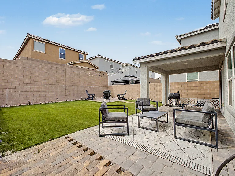 9963 Ravenswood Peak Ave — Photo 35