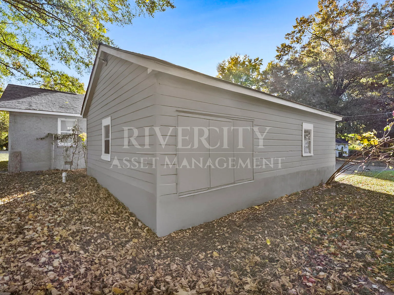 1290 Dellwood Avenue - 1 — Photo 3