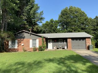 2891 N Sunny Ln, Fayetteville, AR 72703
