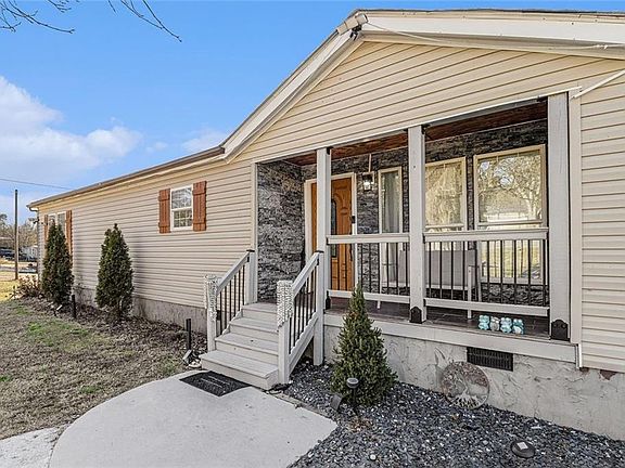 2nd image of 1132 Hall Memorial Rd NW