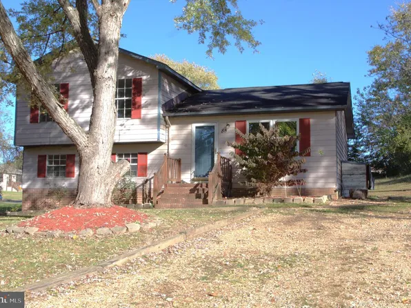 85 Breezewood Dr, Fredericksburg, VA 22407