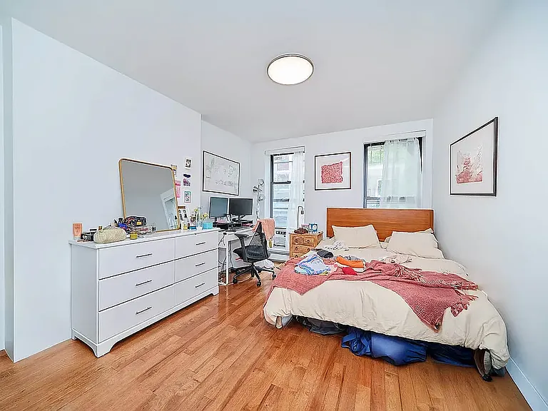 492 9th Ave #4B — Photo 5