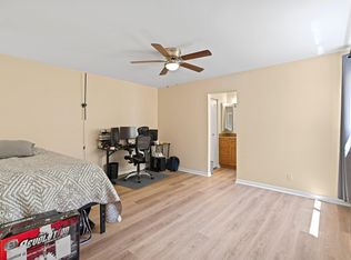 22350 Pineapple Walk Dr, Boca Raton, FL 33433