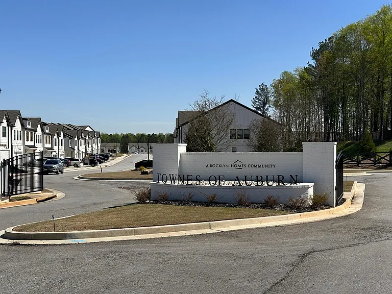24 Auburn Hill Dr — Photo 38
