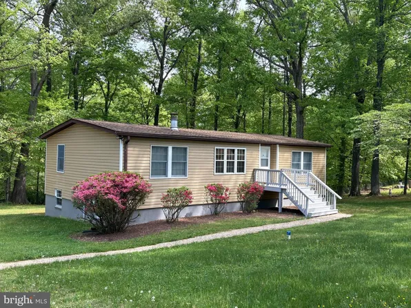26864 N Oak Ridge Dr S, Mechanicsville, MD 20659