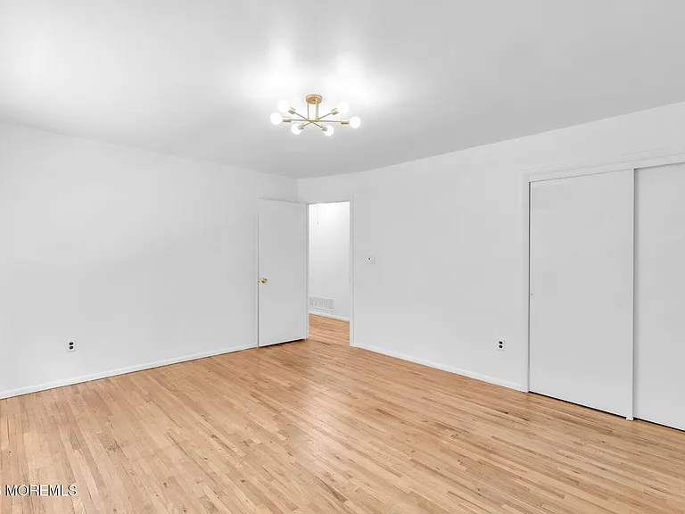 809 Commonwealth Blvd — Photo 23