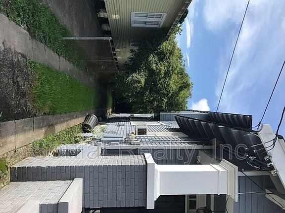 3rd image of 1618 Abundance St
