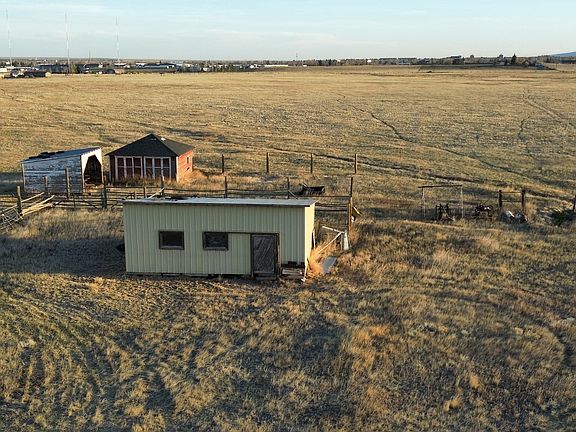 5th image of 1437 Rosedale Rd