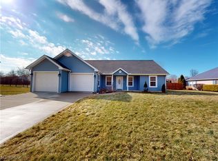 510 Elm St, Sheffield Lake, OH 44054