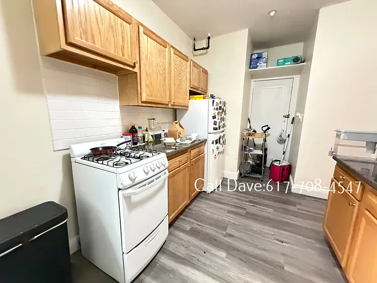 1638 Commonwealth Ave #12 — Photo 9