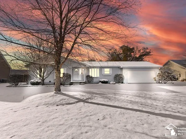 6281 Lighthouse Rd, Monroe, MI 48161