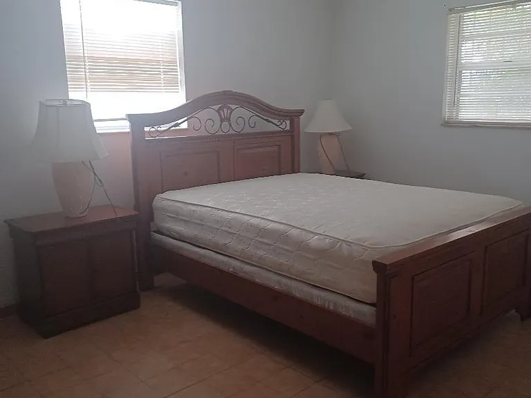 MESTER BEDROOM