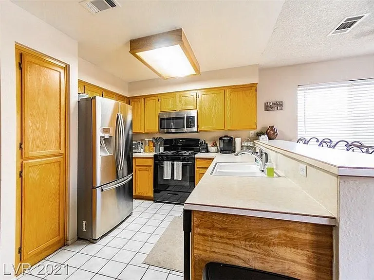 4060 Elkridge Dr — Photo 14