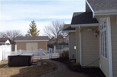 4th image of 3821 Sugarberry Ct