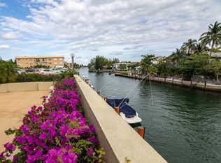 2500 NE 135th St #3, Miami, FL 33181
