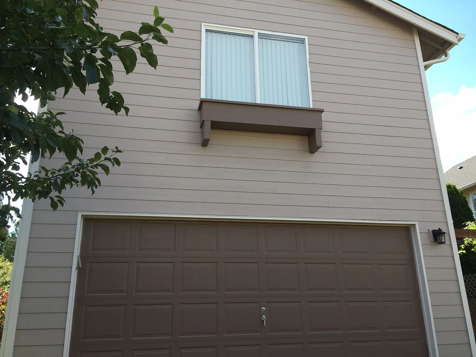 4 bed, 2.5 bath, 2240 sqft, $3,799 — Photo 3