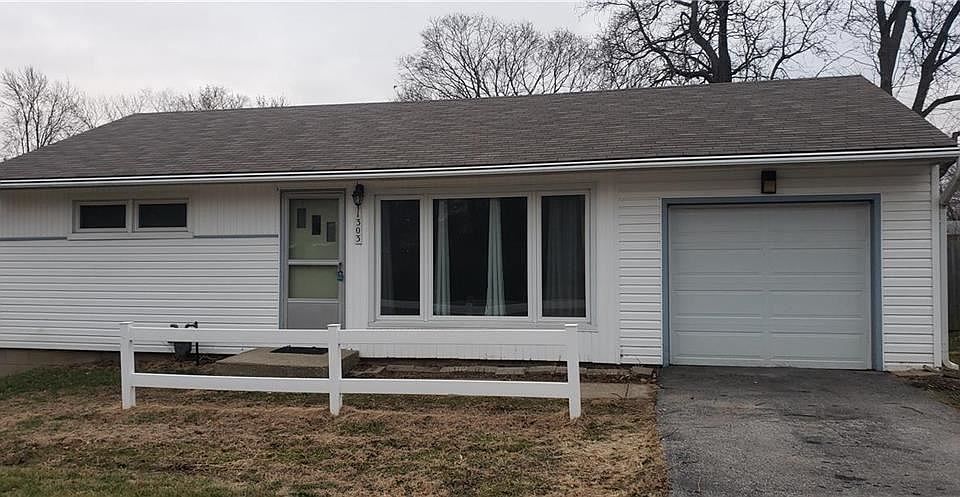 1st image of 1303 NE 56th Ter