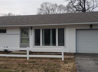1303 NE 56th Ter, Kansas City, MO 64118