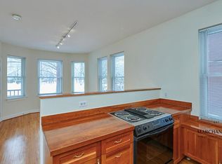 1 Blackstone St #3-2, Cambridge, MA 02139
