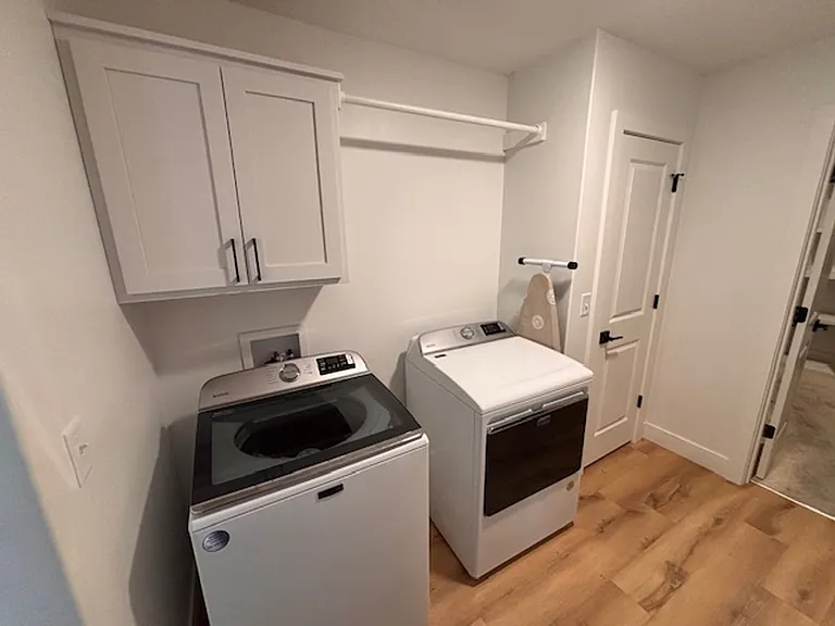 2608 Paige Ln — Photo 12