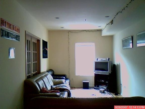 4th image of 212 Madison St
