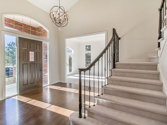 Grand Entry to Staircase