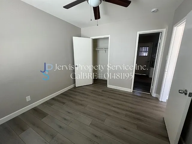 6042 Gallant St #1/2 — Photo 5