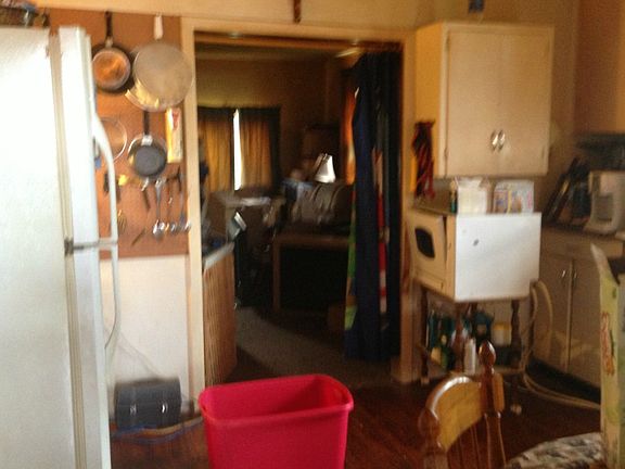 4th image of 307 Madison St