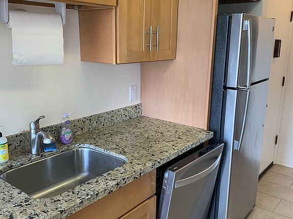 3rd image of 2413 Boylston Ave E