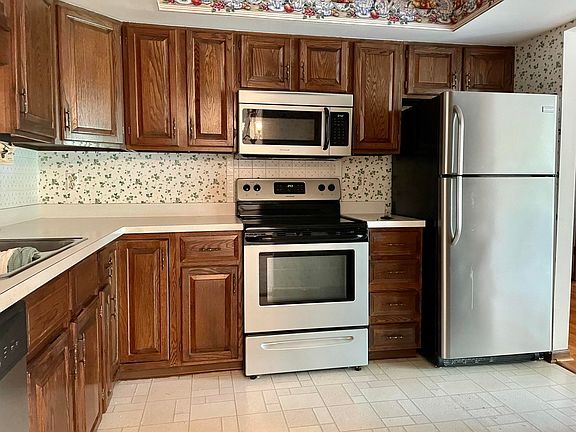 4th image of 700 S Dakota Ave Unit 105