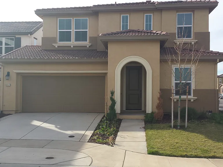 9832 Porto Bay Dr — Photo 1