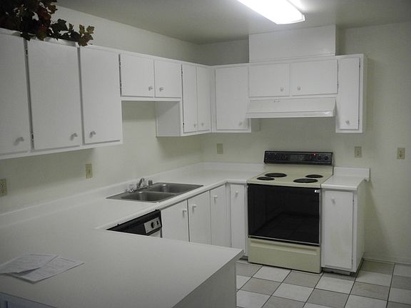 4th image of 7545 Saint Philomena Way