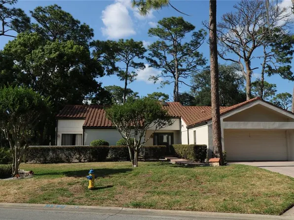 5424 Saddlebrook Way, Zephyrhills, FL 33543