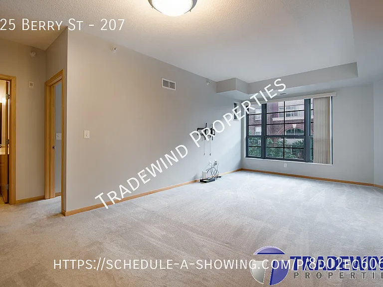 825 Berry St #207 — Photo 7