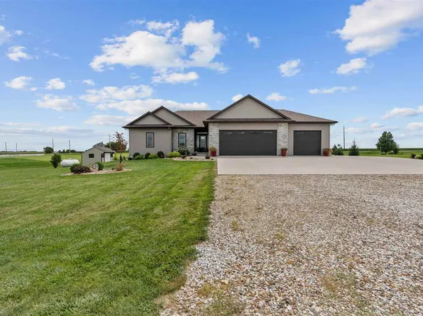 2463 219th Blvd, Washington, IA 52353