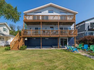 2918 E Shore Dr, Portage, MI 49002