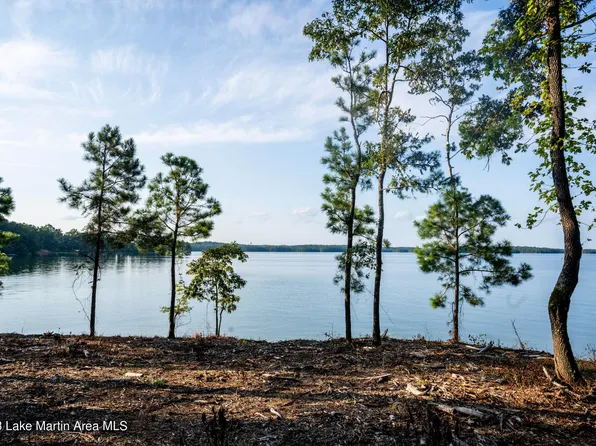 49 McConnell Ct, Alexander City, AL 35010