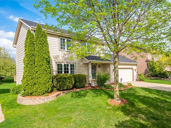 2nd image of 3129 SW Woodfield Ln