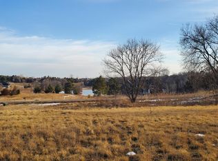 1002 Moon Glow Rd, Hudson, WI 54016
