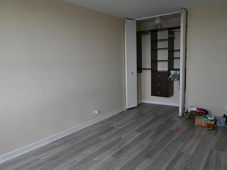 655 W Irving Park Rd #5212 — Photo 18