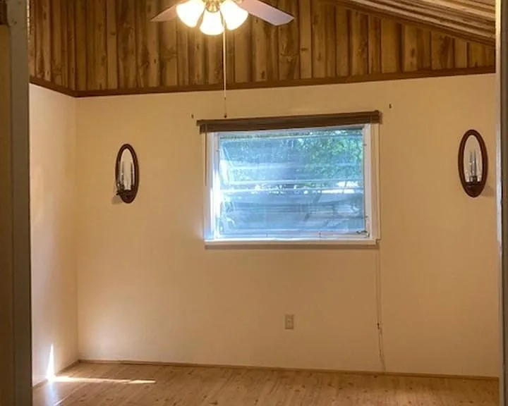 6900 Coach St — Photo 14