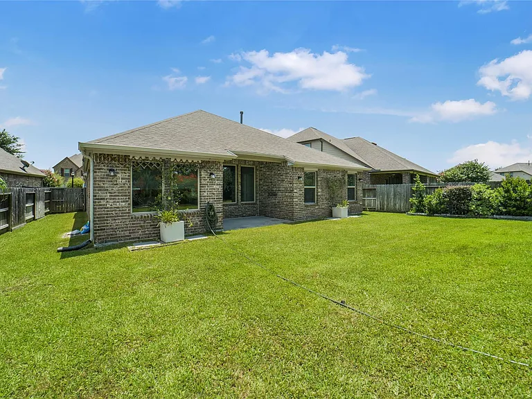 10919 Walts Run Ln — Photo 48