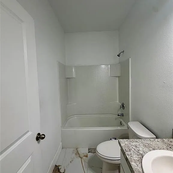 5846 Herder Rd — Photo 10