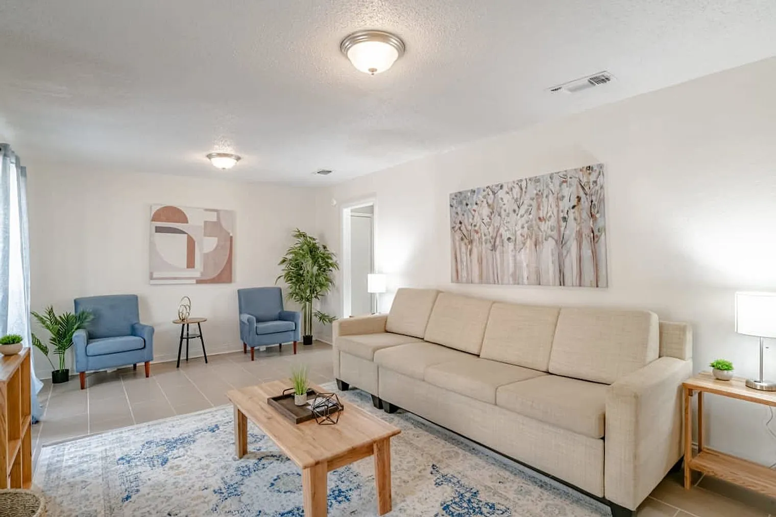 3 bed, 2.0 bath, 1496 sqft, $2,911 — Photo 1