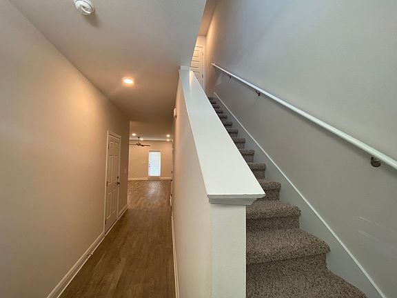 2nd image of 1608 Caleigh Ct