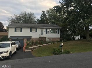 40 Hilltop View Way, Elizabethtown, PA 17022