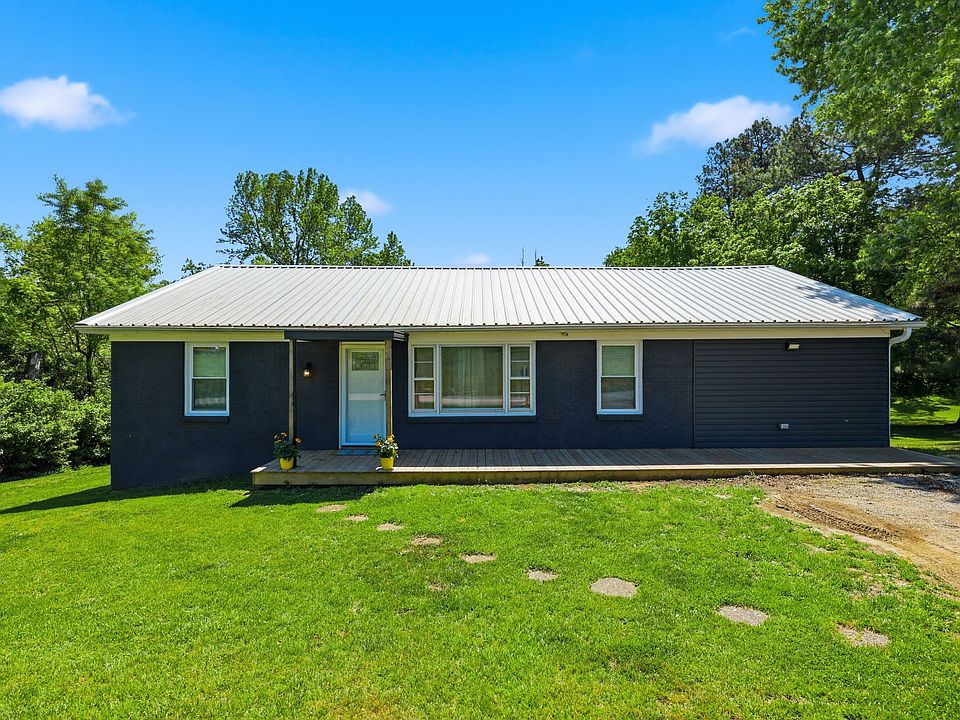 1st image of 1123 Wells Ln