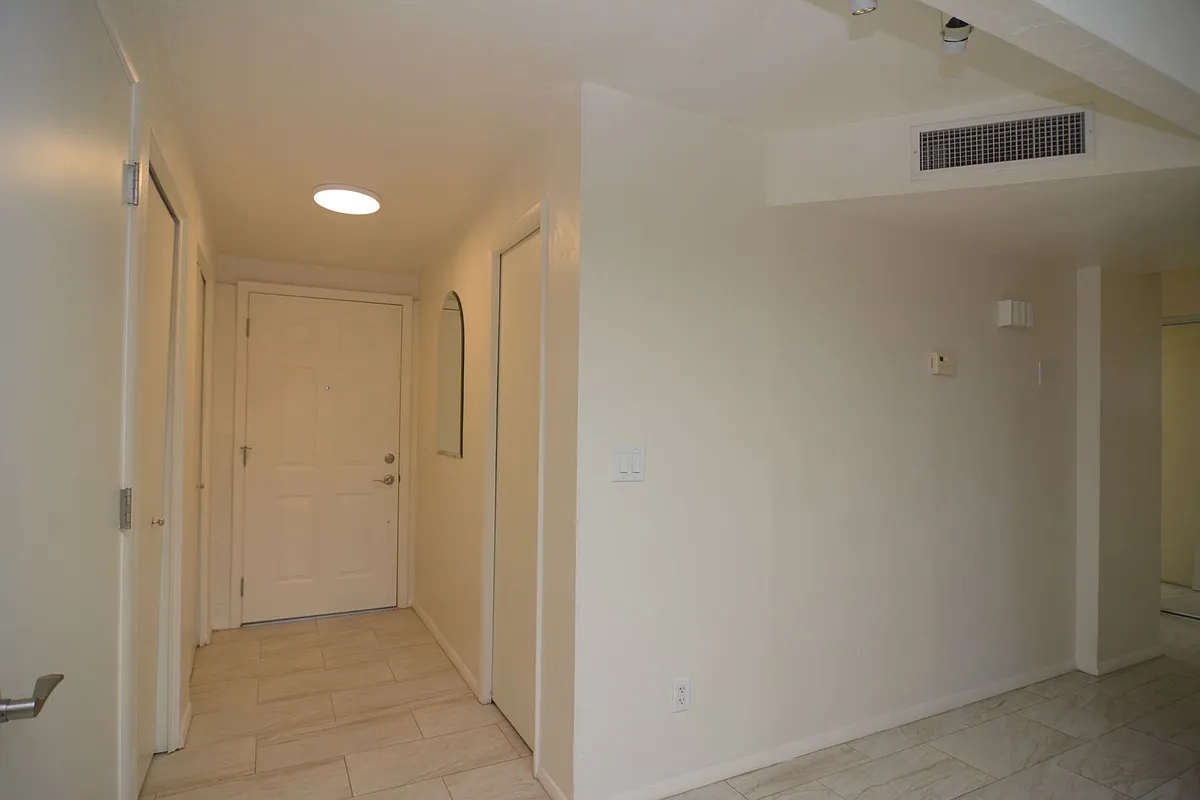 Building Photo - 3892 S Evergreen Ave