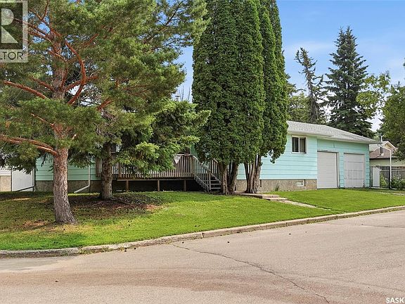 2nd image of 29 Macdowall Cres