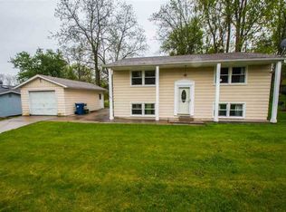 324 Chestnut St, Princeton, IA 52768